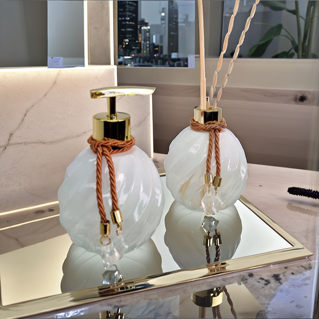 Kit Lavabo Espiral Branco Degradê Com Dourado 250ML com Bandeja Completo